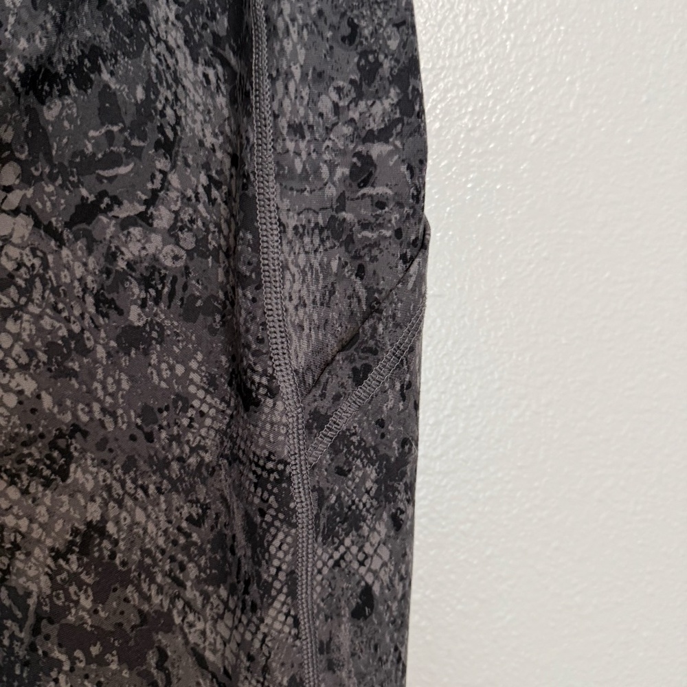 Torrid Active Performance Core 4-Pocket Dusty Sna… - image 7